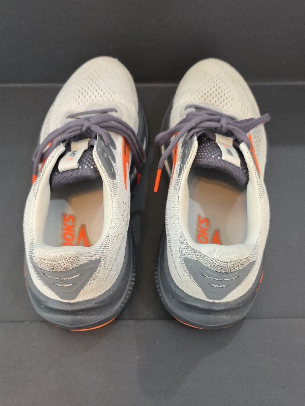 Brooks Men’s Ghost 17 Running Shoes - Cream with Orange and Gray Accents Size 9 - Picture 7 of 10